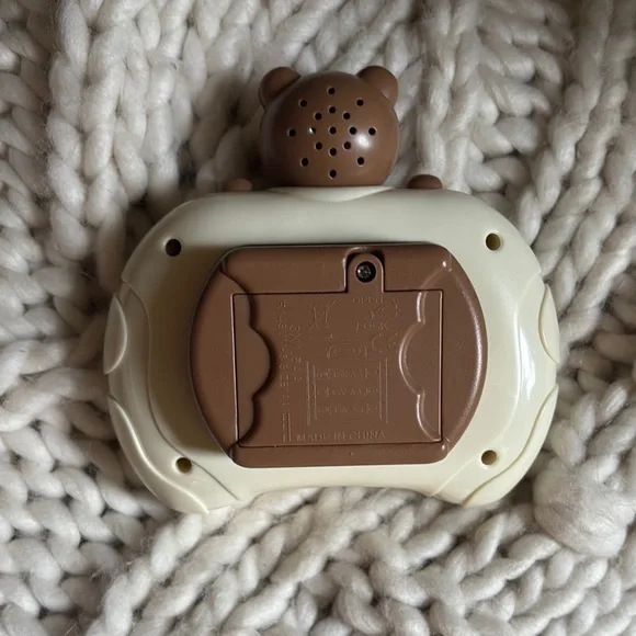 Pop- it Game Cream and Brown Learning Pop Toy with LED - Picture 2 of 6